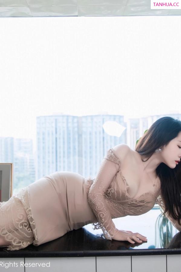   [XiuRen]高清写真图 2023.08.11 No.7216 严利娅Yuliya 丰腴美臀第33张图片